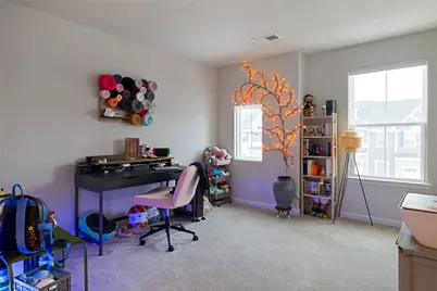 202 Dana Dr, Pittsburgh, PA 15143 - Photo 37