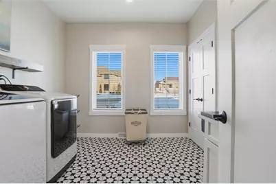 339 Lynn Rd, Rostraver, PA 15012 - Photo 19