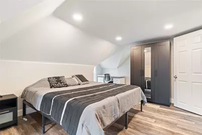 31 Harrison St, Pittsburgh, PA 15205 - Photo 11