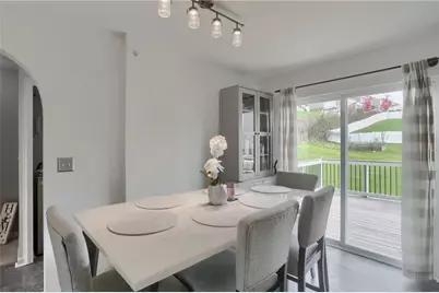 728 Freedom Drive, Collier Township, PA 15106 - Photo 11