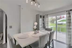 728 Freedom Dr, Collier Township, PA 15106 - Photo 11