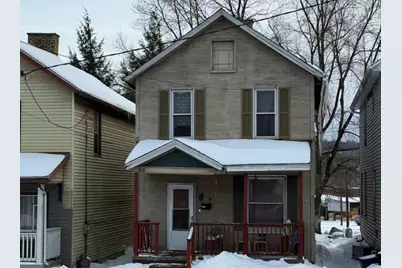 12 Mahoning Ave, New Castle, PA 16102 - Photo 1