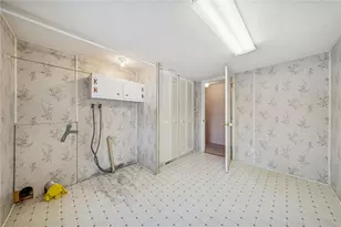 2184 Whites Hill Rd, Hempfield Township, PA 15601 - Photo 23