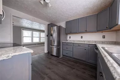 1020 Roosevelt Way, New Alexandria, PA 15670 - Photo 3