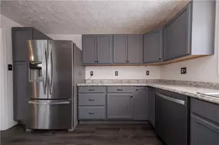 1020 Roosevelt Way, New Alexandria, PA 15670 - Photo 5