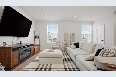 4702 Spruce Rd, Pine Township, PA 15044 - Photo 5