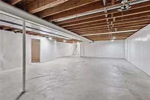 3233 Greentree Cir, Neshannock Township, PA 16105 - Photo 33