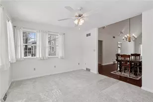 3233 Greentree Cir, Neshannock Township, PA 16105 - Photo 9