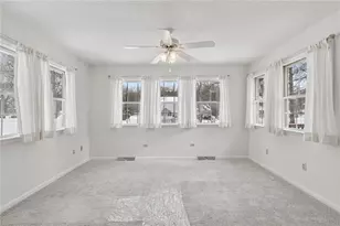 3233 Greentree Cir, Neshannock Township, PA 16105 - Photo 15