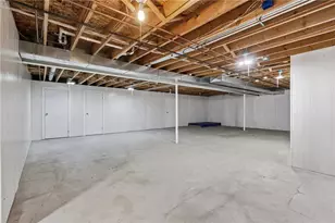 3233 Greentree Cir, Neshannock Township, PA 16105 - Photo 31