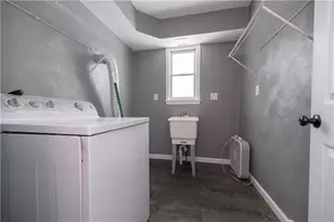 1026 Roosevelt Way, New Alexandria, PA 15670 - Photo 11