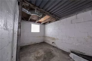 1026 Roosevelt Way, New Alexandria, PA 15670 - Photo 17