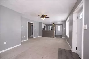 1026 Roosevelt Way, New Alexandria, PA 15670 - Photo 5