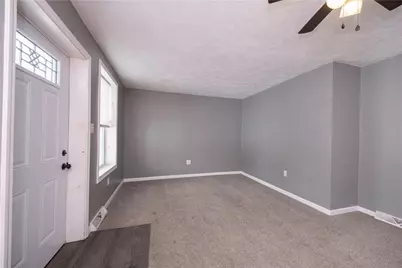 1026 Roosevelt Way, New Alexandria, PA 15670 - Photo 5