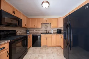 531 Reed Ct, Jeannette, PA 15644 - Photo 7