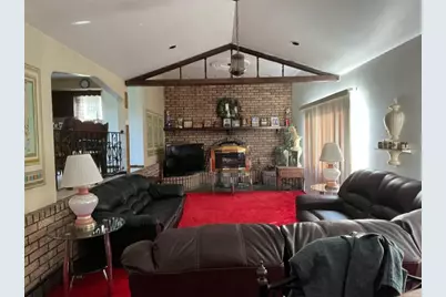 230 Ladysmith, Hempfield Township, PA 15672 - Photo 3