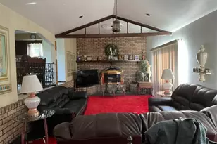 230 Ladysmith, Hempfield Township, PA 15672 - Photo 3