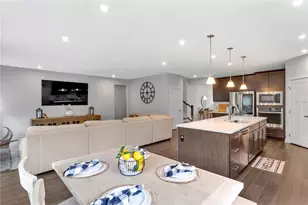 212 Bengal Fox Ct, Jackson Township, PA 16063 - Photo 11