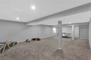 212 Bengal Fox Ct, Jackson Township, PA 16063 - Photo 29