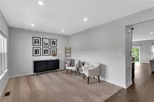 212 Bengal Fox Ct, Jackson Township, PA 16063 - Photo 5