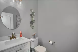 2035 Sir Patrick Dr, Cecil, PA 15057 - Photo 23