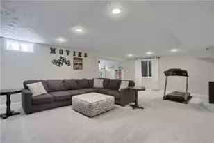 2035 Sir Patrick Dr, Cecil, PA 15057 - Photo 39