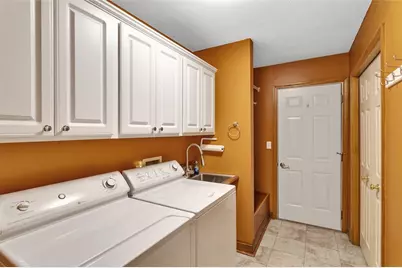 420 Rolling Hills Rd, Economy, PA 15042 - Photo 21