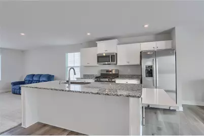 517 Coughton Cross Drive, Lancaster Township, PA 16037 - Photo 5