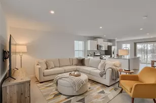 517 Coughton Cross Dr, Lancaster Township, PA 16037 - Photo 5