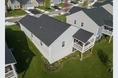 517 Coughton Cross Drive, Lancaster Township, PA 16037 - Photo 27