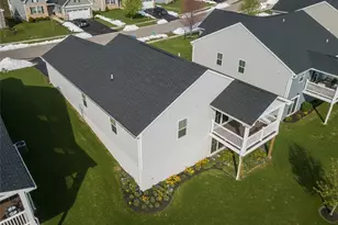 517 Coughton Cross Dr, Lancaster Township, PA 16037 - Photo 27