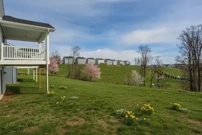 517 Coughton Cross Drive, Lancaster Township, PA 16037 - Photo 23