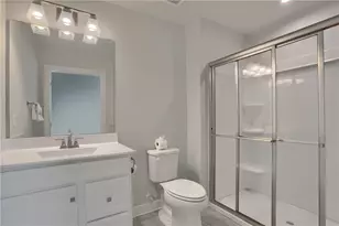 517 Coughton Cross Dr, Lancaster Township, PA 16037 - Photo 15