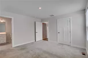 517 Coughton Cross Dr, Lancaster Township, PA 16037 - Photo 13