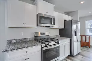 517 Coughton Cross Dr, Lancaster Township, PA 16037 - Photo 7