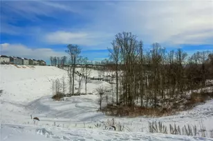 517 Coughton Cross Dr, Lancaster Township, PA 16037 - Photo 25