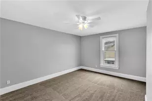 229 E College St, Canonsburg, PA 15317 - Photo 17