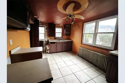 492 Brush Avenue, Greater Johnstown School District, PA 15906 - Photo 5
