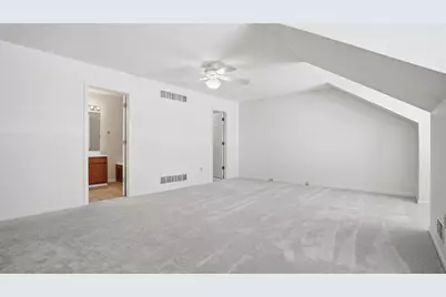 120 Linden Ct, Seven Fields Boro, PA 16046 - Photo 29