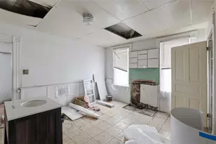 225 Rothman St, Pittsburgh, PA 15210 - Photo 9