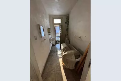 2516 Centre Ave, Pittsburgh, PA 15219 - Photo 13