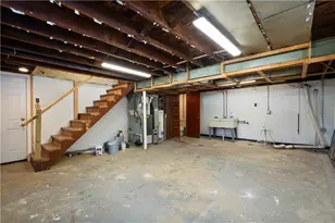 250 Horning Rd, Bethel Park, PA 15102 - Photo 15