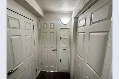 710 Locust St #708, Bridgeville, PA 15017 - Photo 3