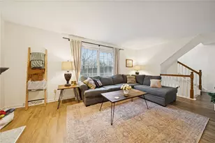 703 Cherry Blossom Ct, Delmont, PA 15626 - Photo 3