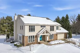 605 Bristol Pl, Cranberry Township, PA 16066 - Photo 1