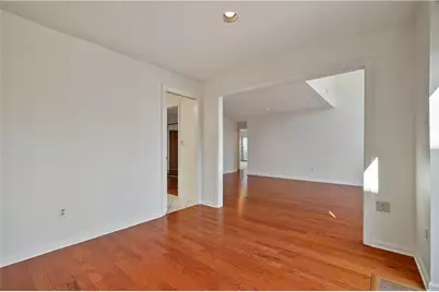 100 Denniston St #304, Pittsburgh, PA 15206 - Photo 9