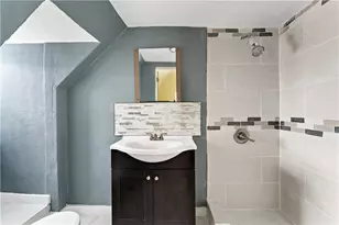 317 Kearsarge St, Pittsburgh, PA 15211 - Photo 37