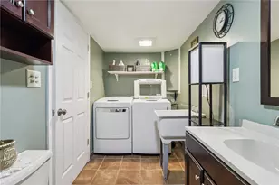 670 Circle Dr, Rostraver, PA 15012 - Photo 17