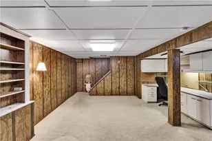 2 Hallmark Dr, Pittsburgh, PA 15235 - Photo 27