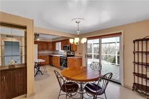 2 Hallmark Dr, Pittsburgh, PA 15235 - Photo 15